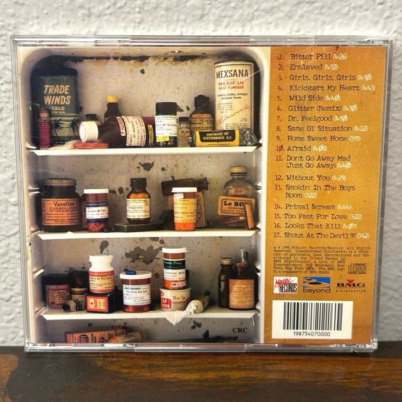 Motley Crue Greatest Hits CD w Booklet Insert - Picture 4 of 4